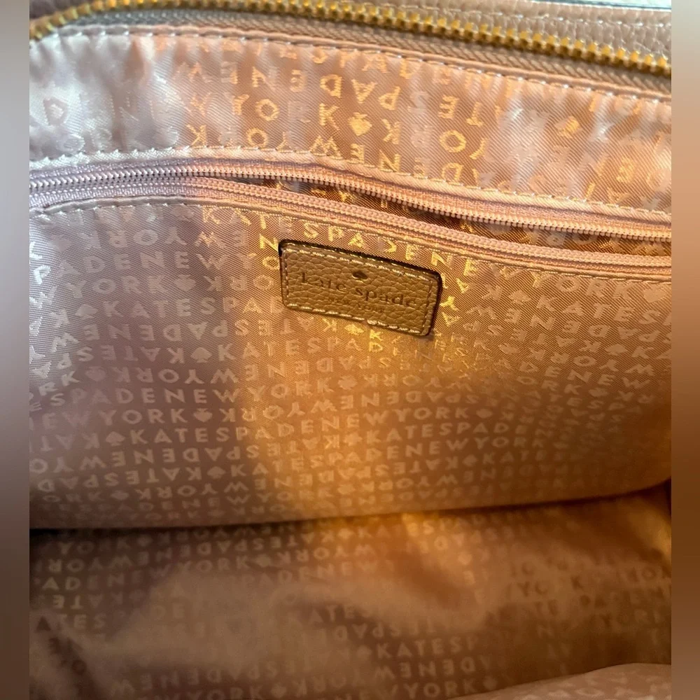 Preloved Kate Spade Mulberry Street Pebbled Taupe Leather Satchel Purse